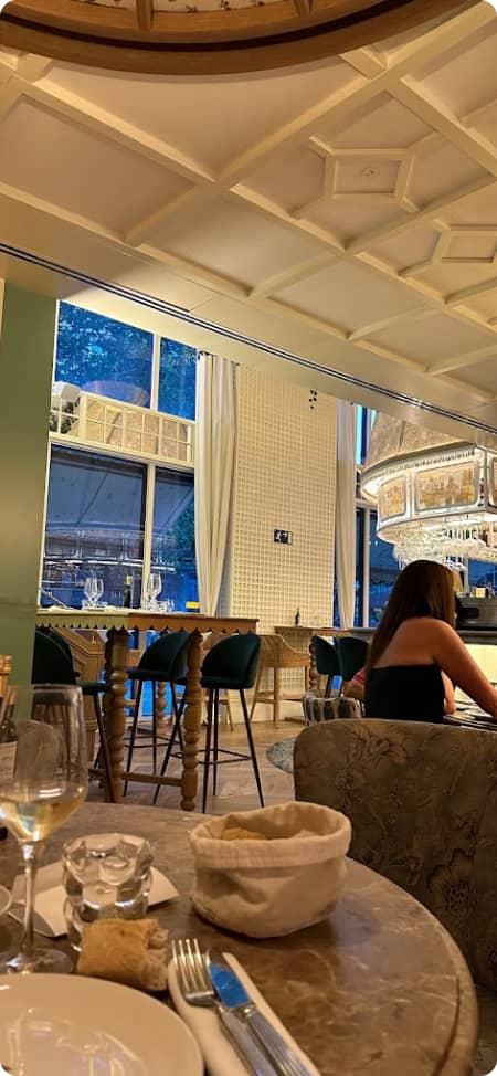 Foto de un restaurante hecha por un cliente